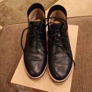 Black Women's Black Leather Clarks Booties Size 9.5